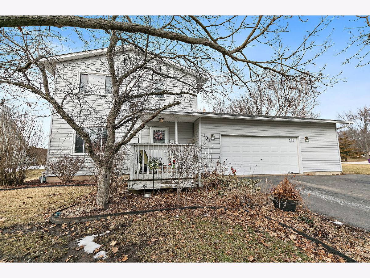  For Sale Poplar Grove Illinois, 103 Balclutha Court