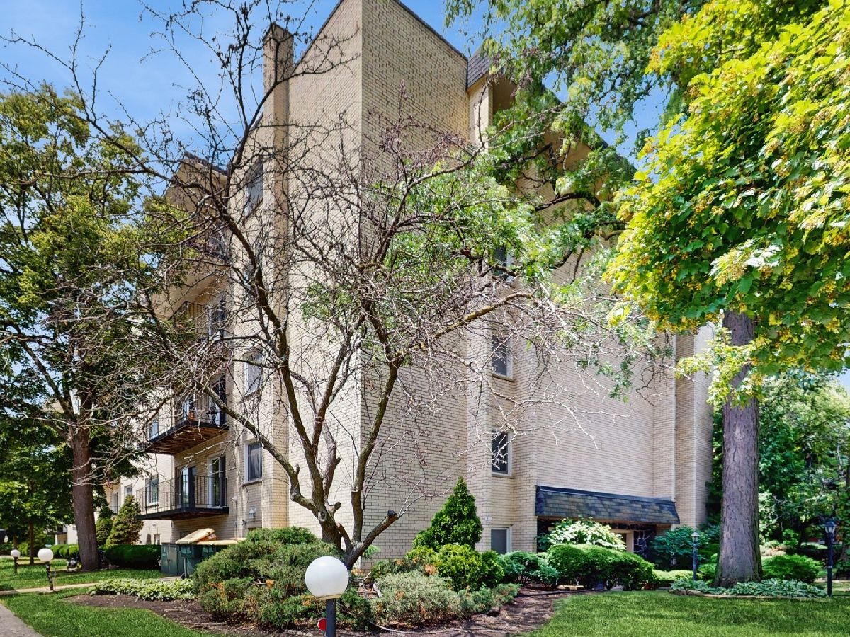  For Sale Morton Grove Illinois, 8650 Ferris Avenue