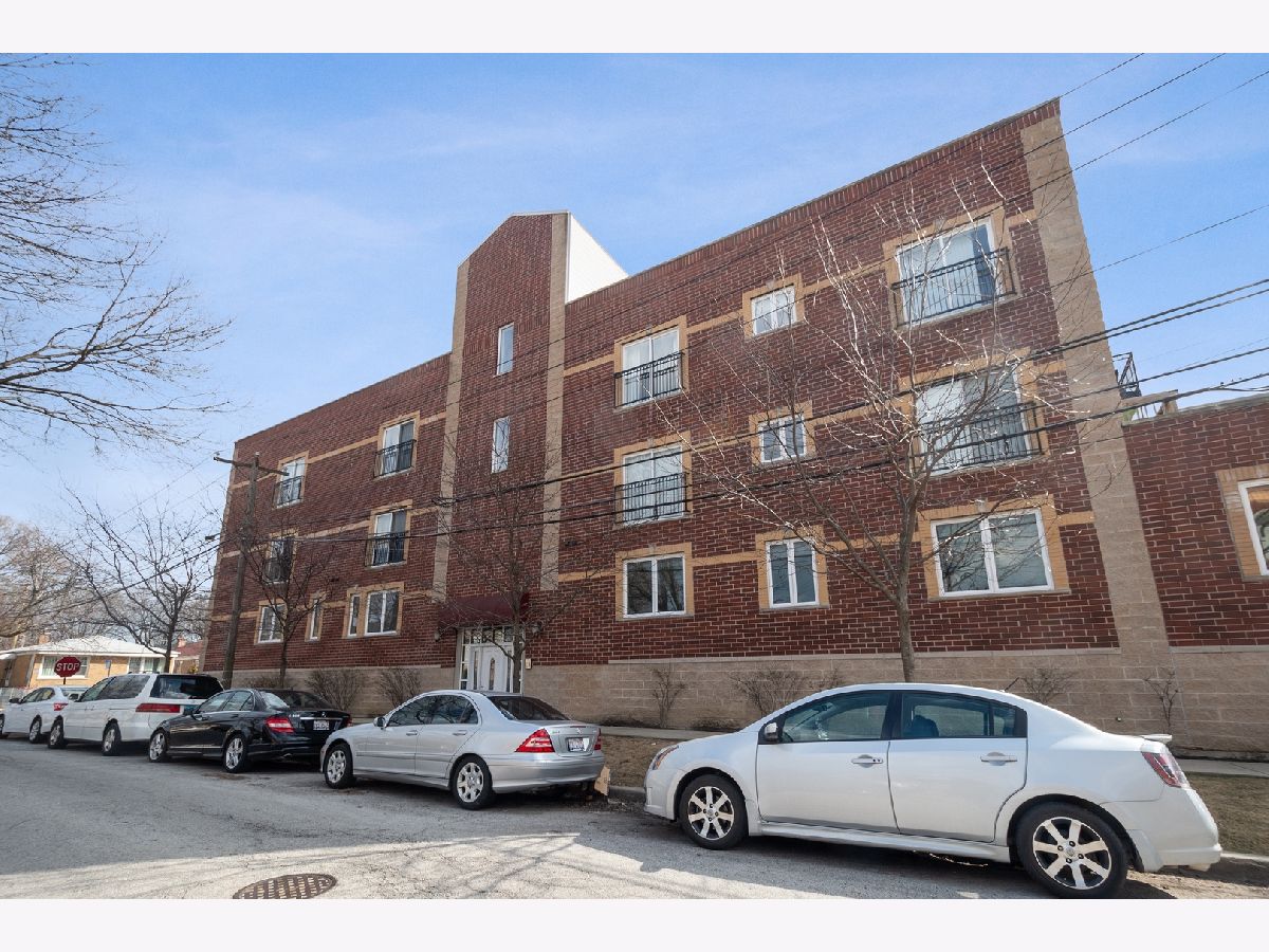 Rented Chicago Illinois, 2801 Ardmore