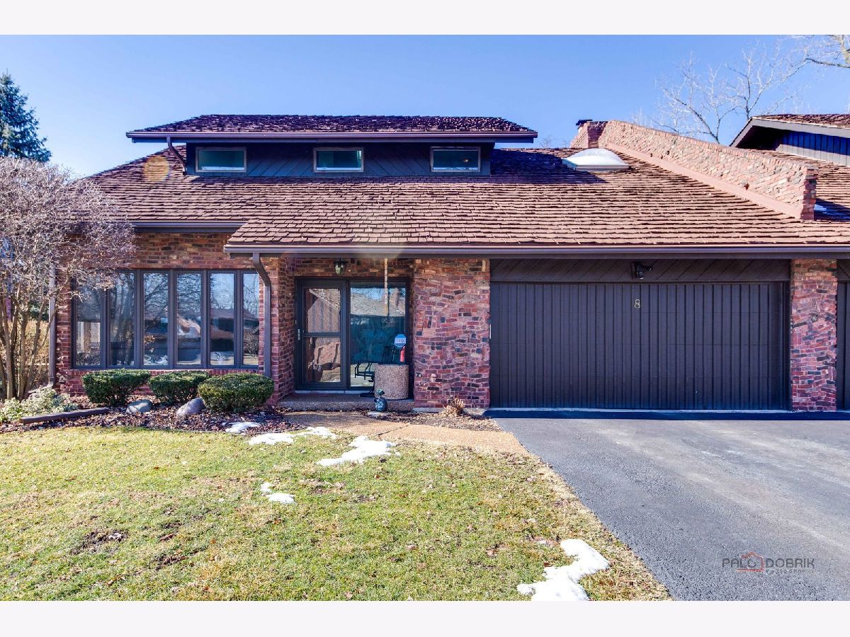Townhomes & Condos & Homes For Sale Hidden Lake Estates Palos Hills Illinois, 8 Lucas Drive