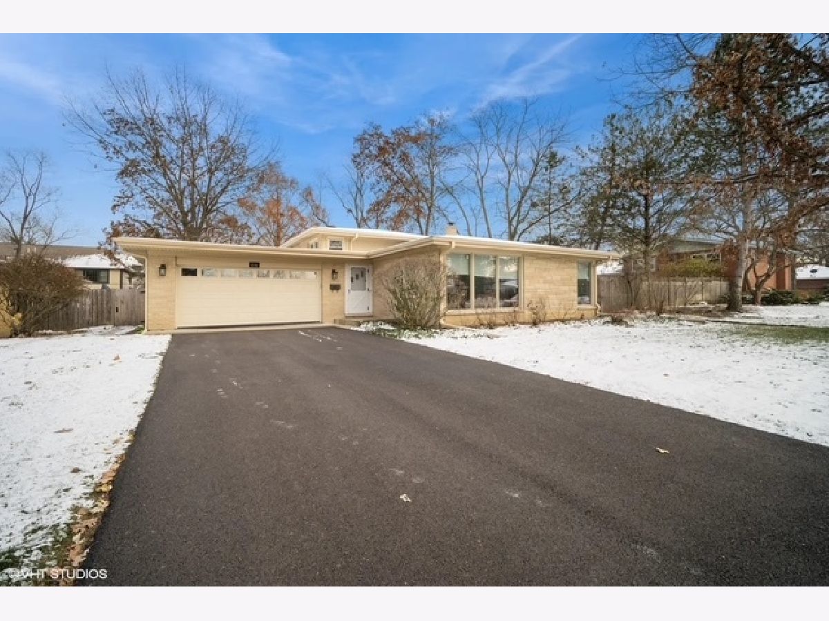  For Sale Deerfield Illinois, 1151 Walden Lane