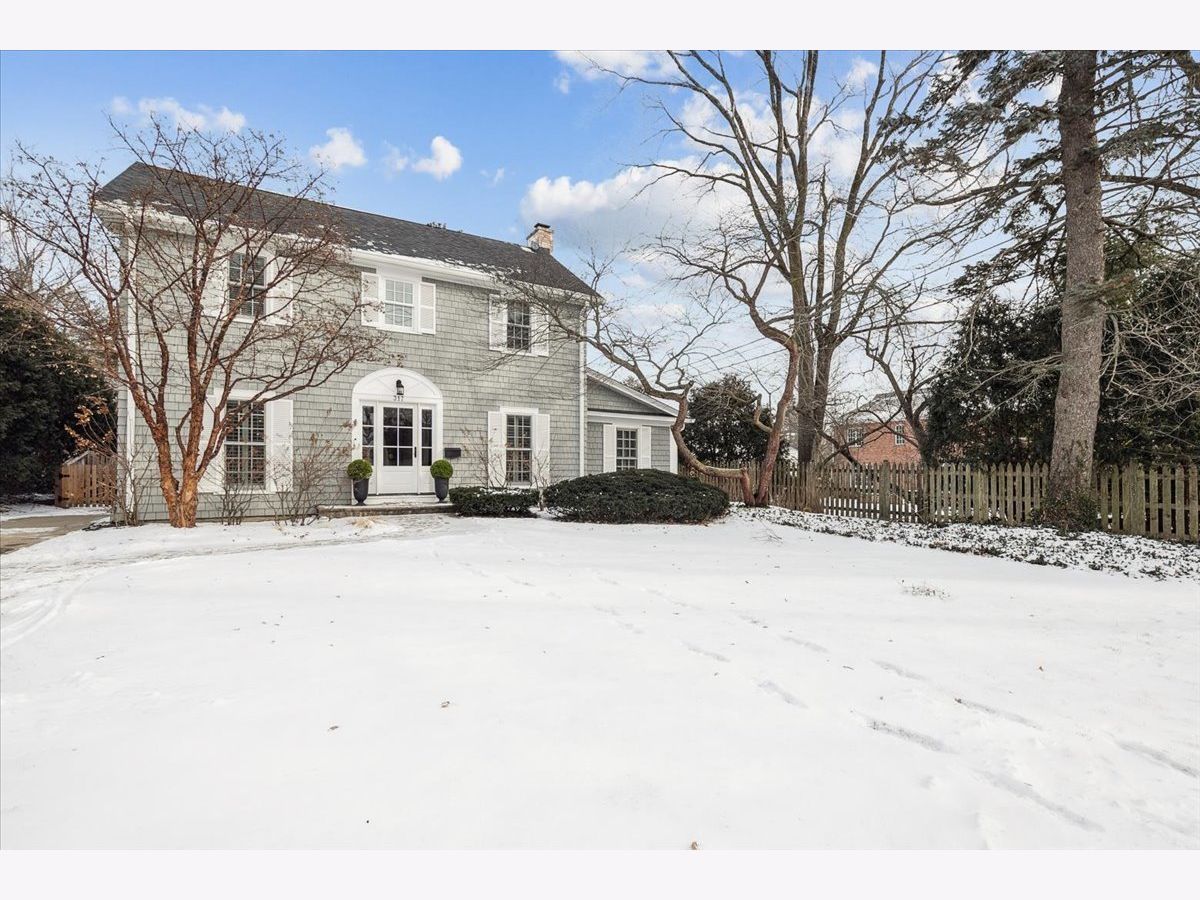  For Sale Lake Bluff Illinois, 317 Vincent Court