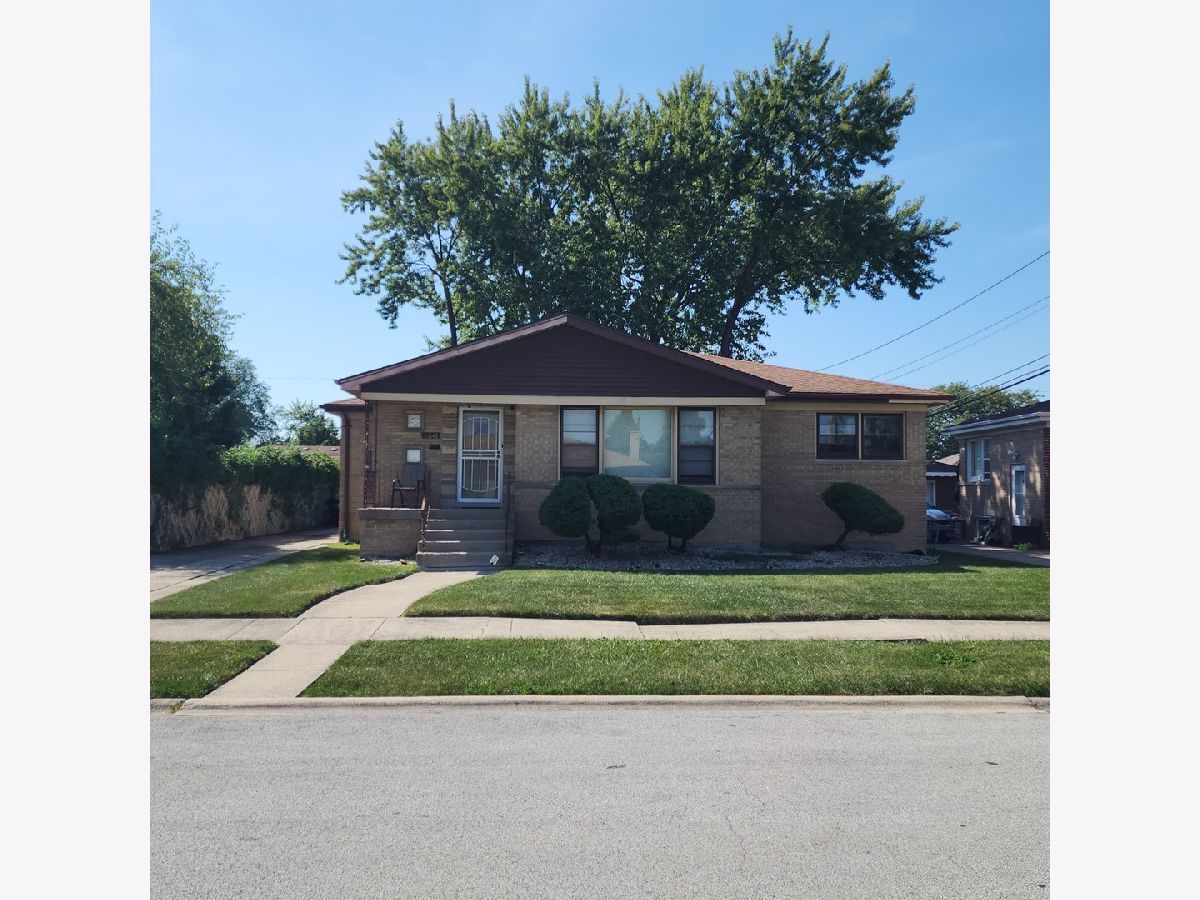  For Sale South Holland Illinois, 16646 Maryland Avenue