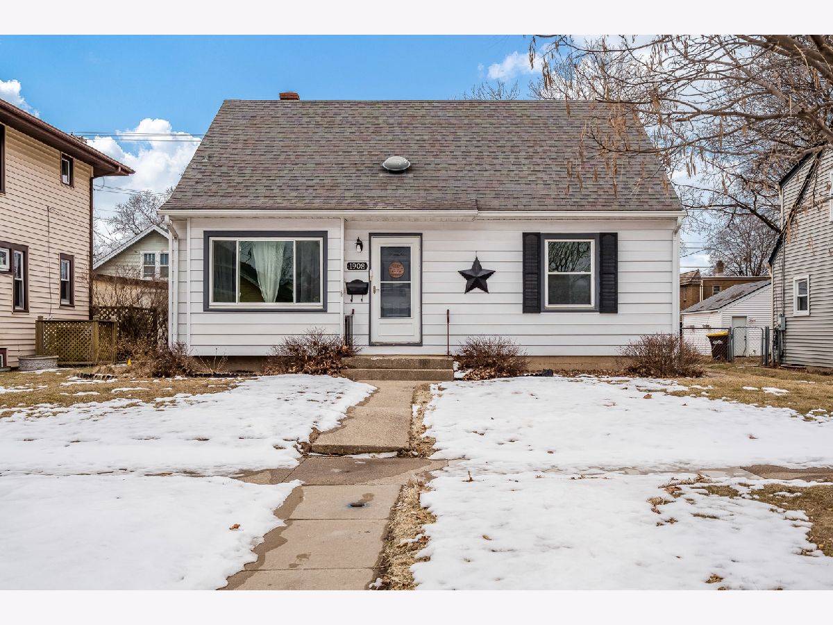  For Sale Rockford Illinois, 1908 Melrose Street