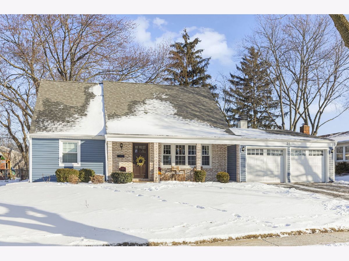 Homes For Sale Sheffield Park Schaumburg Illinois, 35 Cloverdale Lane