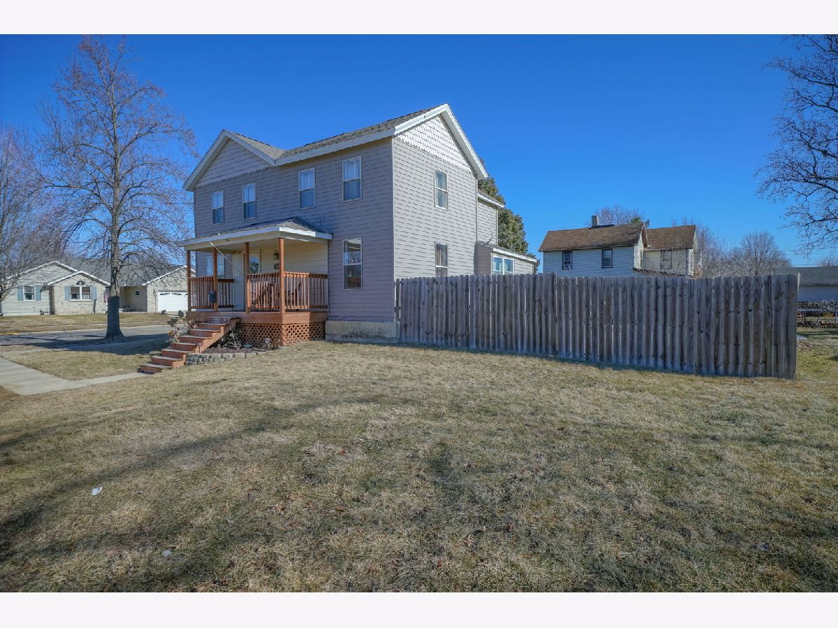  For Sale Polo Illinois, 302 Prairie Avenue
