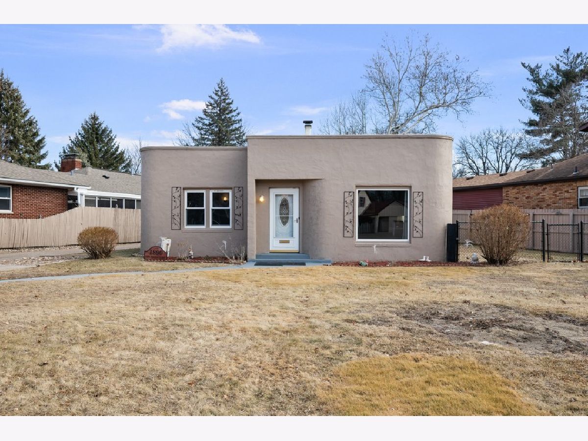  Sold Moline Illinois, 1890 24th Avenue