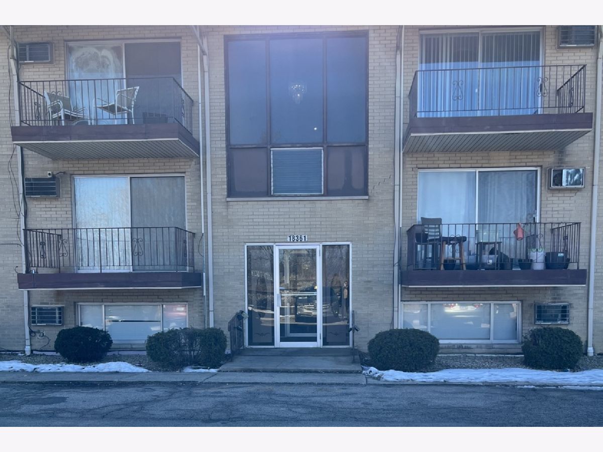  For Rent Lansing Illinois, 18361 Glen Oak