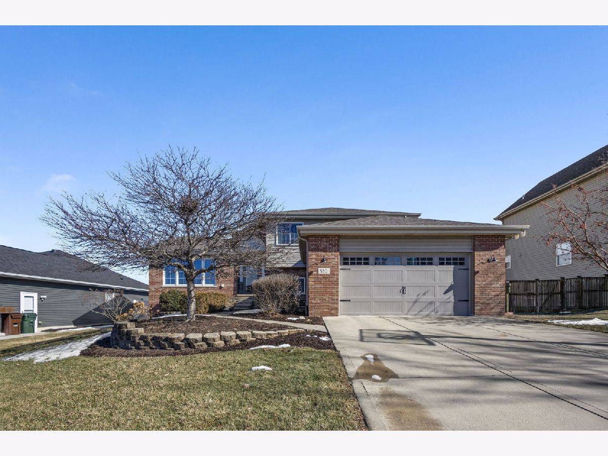 Homes For Sale Cherry Hill Meadows New Lenox Illinois, 550 Doxbury Lane