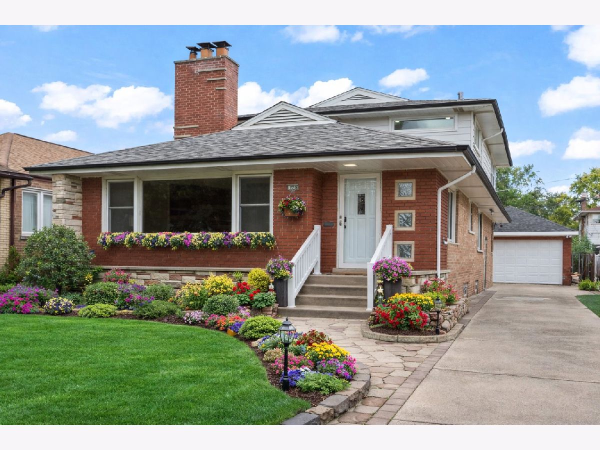  For Sale Evergreen Park Illinois, 10206 Saint Louis Avenue