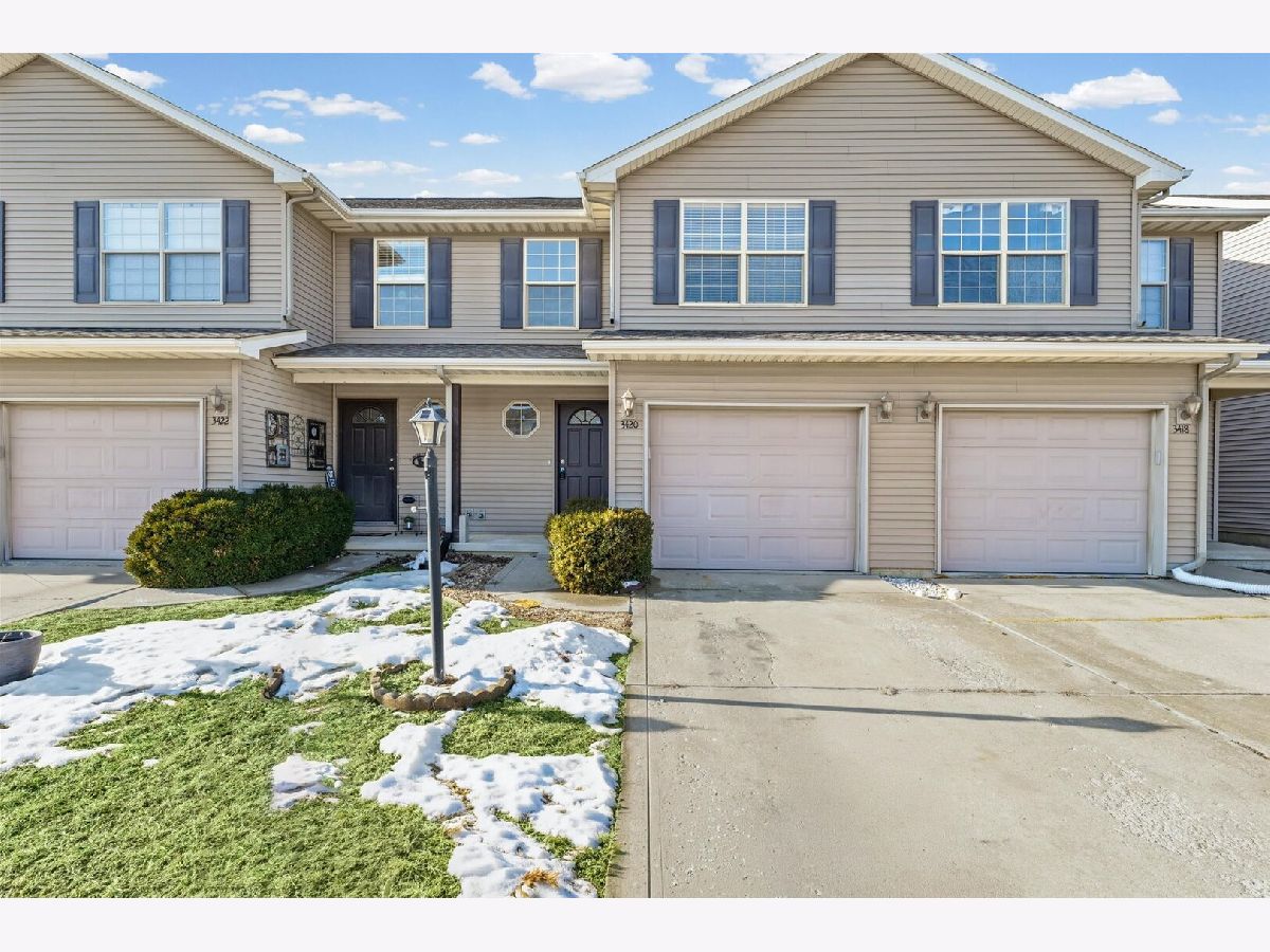 Condominiums & Homes For Sale Boulder Ridge Champaign Illinois, 3420 Stoneway Court