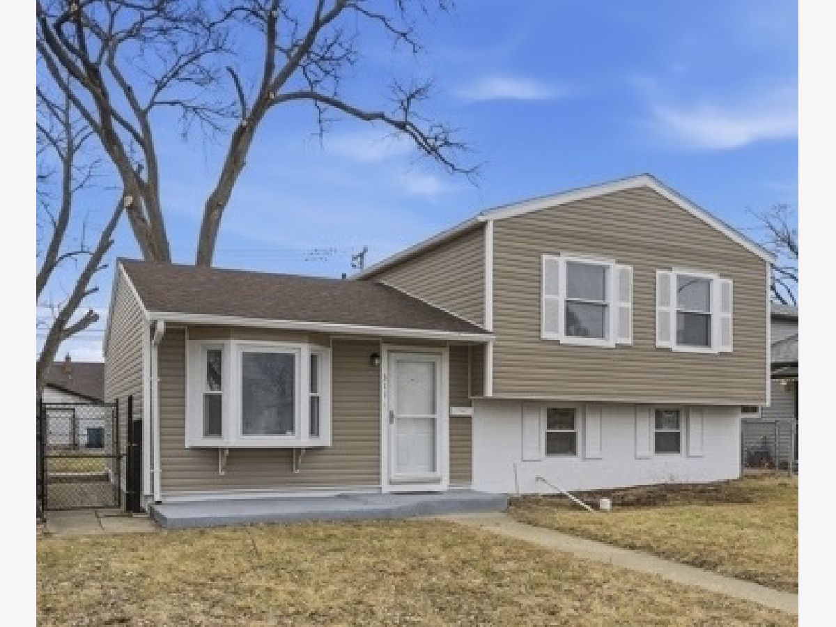  For Sale Calumet City Illinois, 311 Merrill Avenue