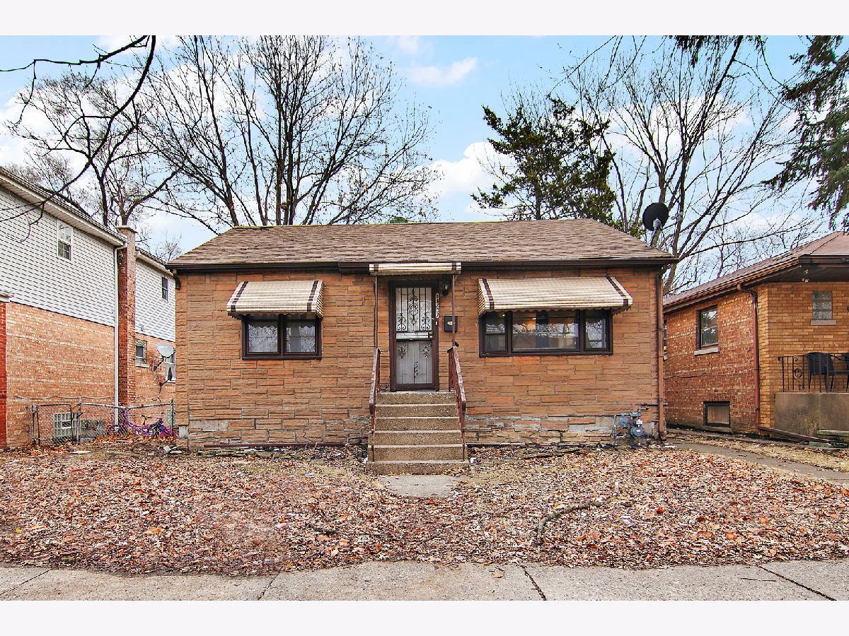  For Sale Riverdale Illinois, 13707 Atlantic Avenue