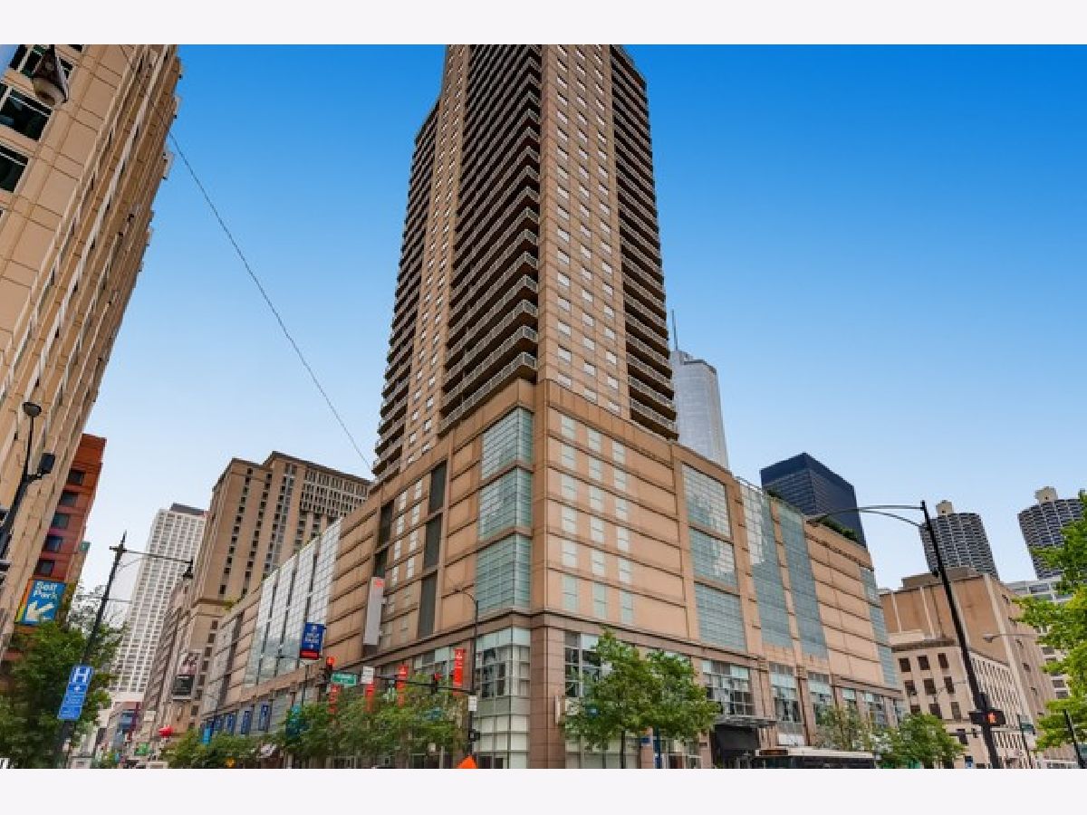  Rented Chicago Illinois, 545 Dearborn