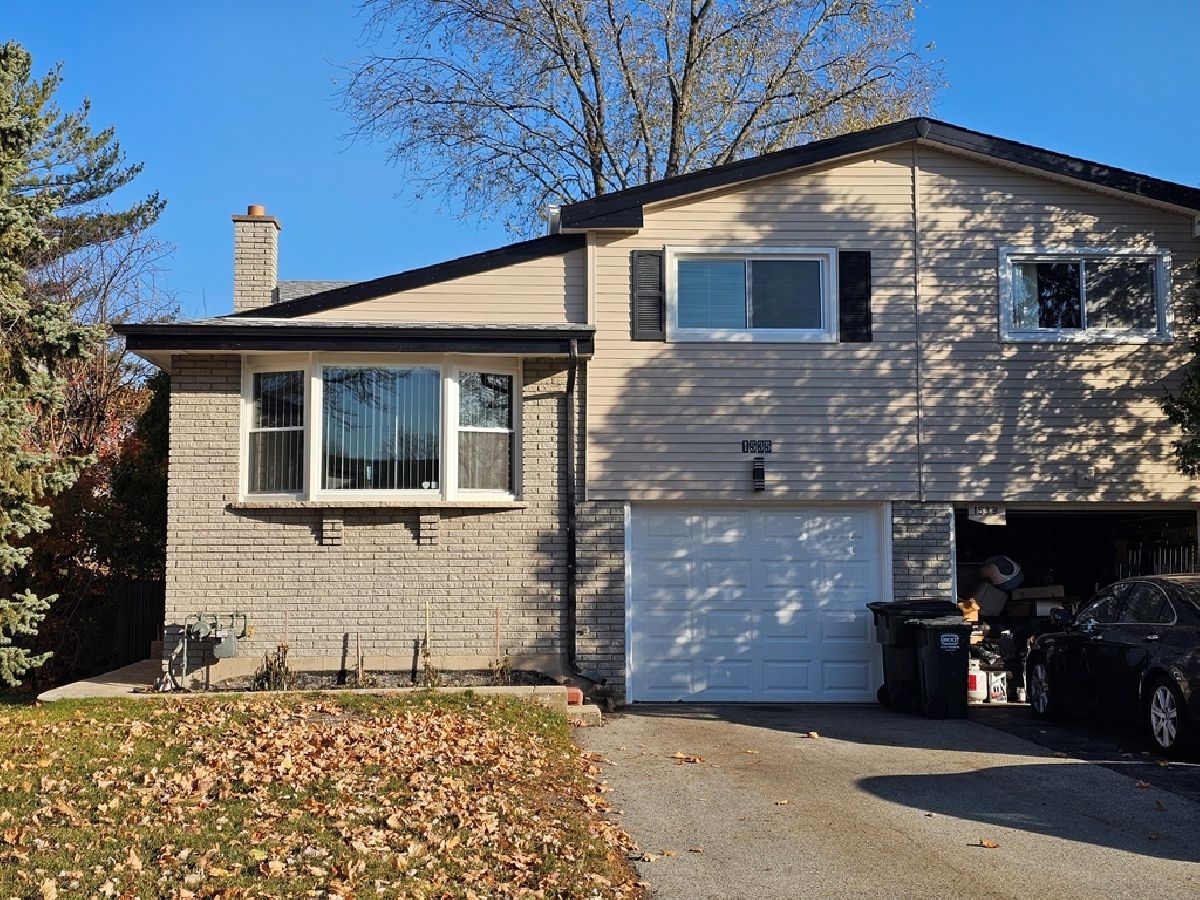 Condos & Townhomes For Rent Sugarbrook Arlington Heights Illinois, 1535 Jane