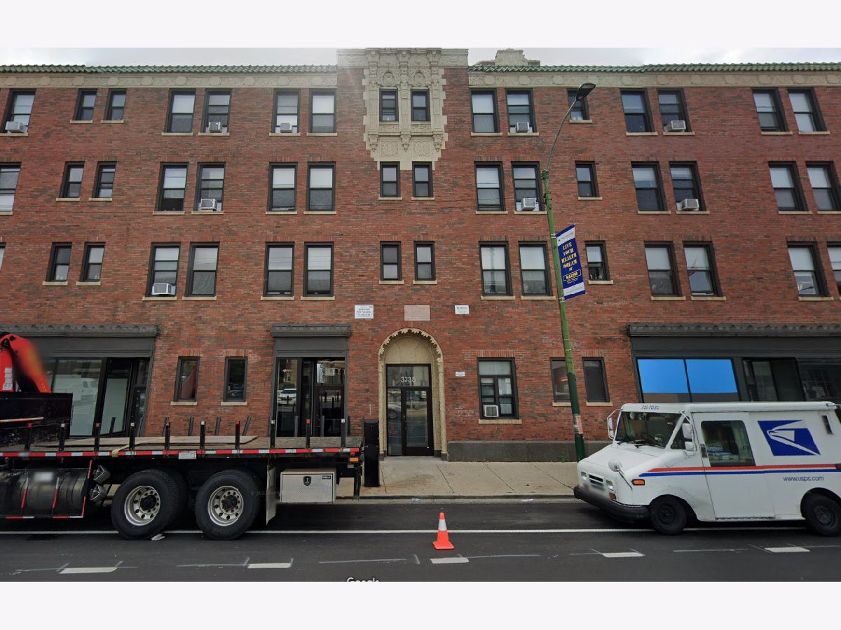  Rented Chicago Illinois, 3335 Diversey