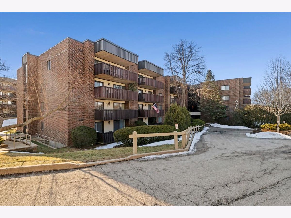  For Sale Gurnee Illinois, 650 Whitney Court