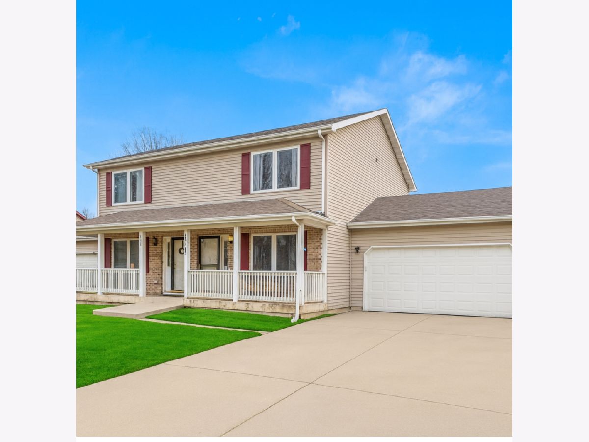  For Sale Maple Park Illinois, 688 Elizabeth Street