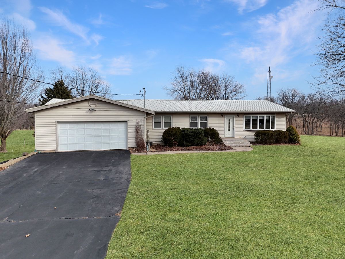  Sold Lena Illinois, 6057 Lake