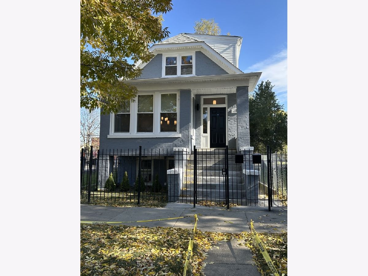  For Sale Chicago Illinois, 15 Albany Avenue