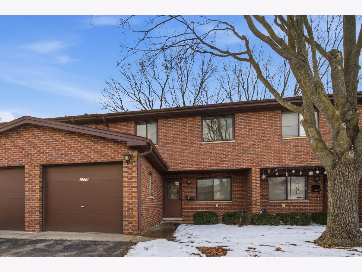  For Sale Lake Zurich Illinois, 1175 Hunters Lane