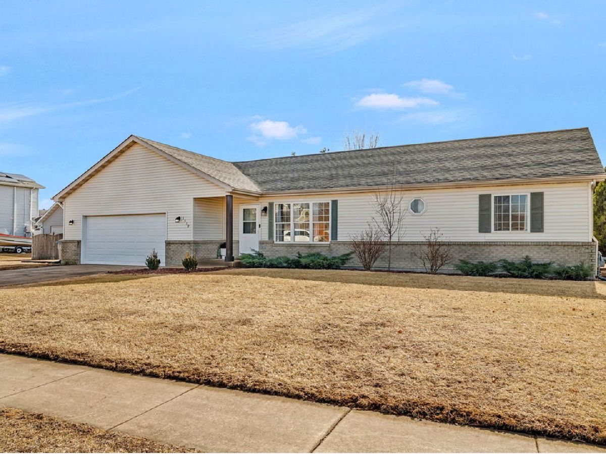  Sold Morris Illinois, 1519 Carol Anne