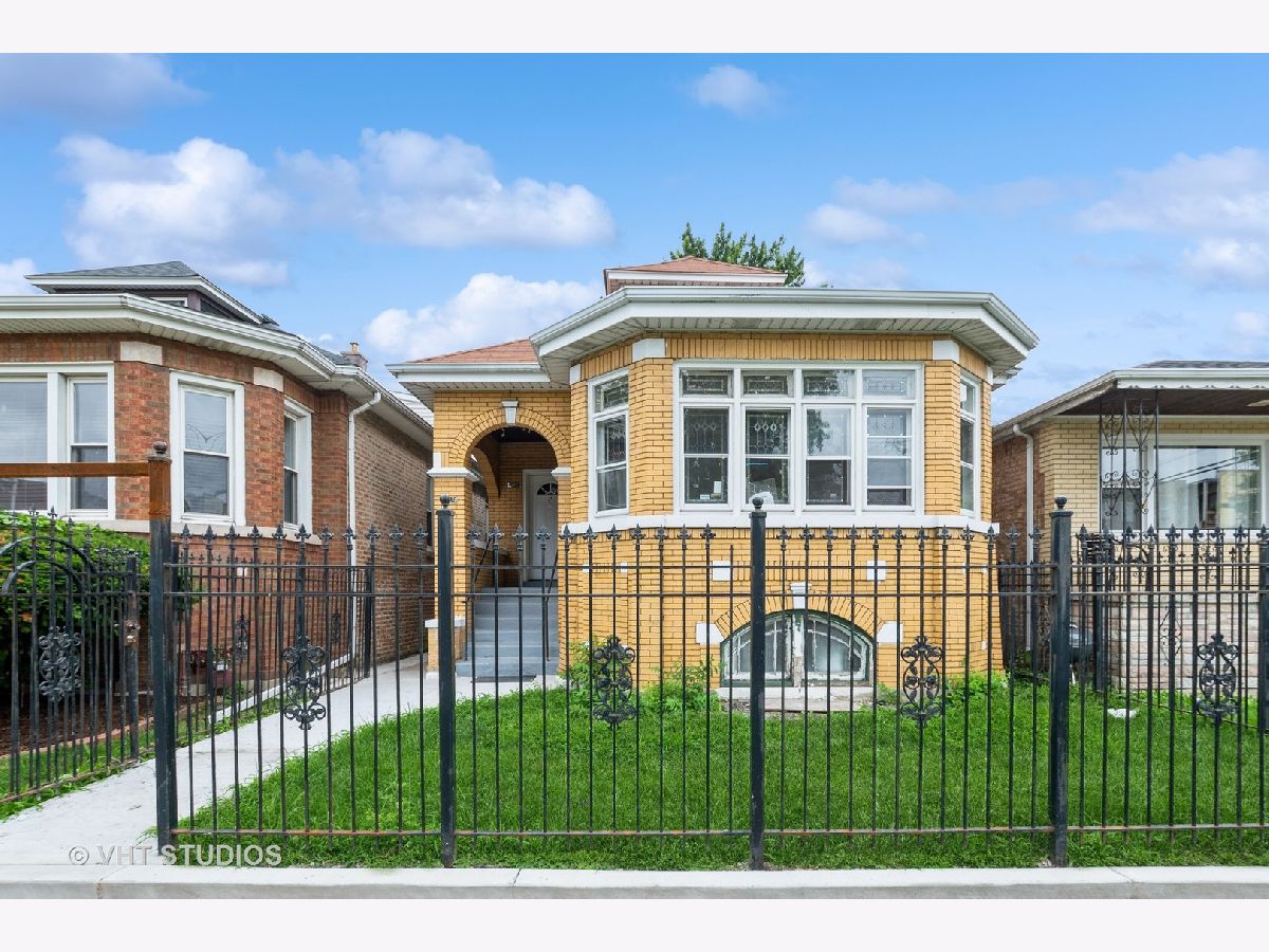  Rented Chicago Illinois, 8718 Marshfield