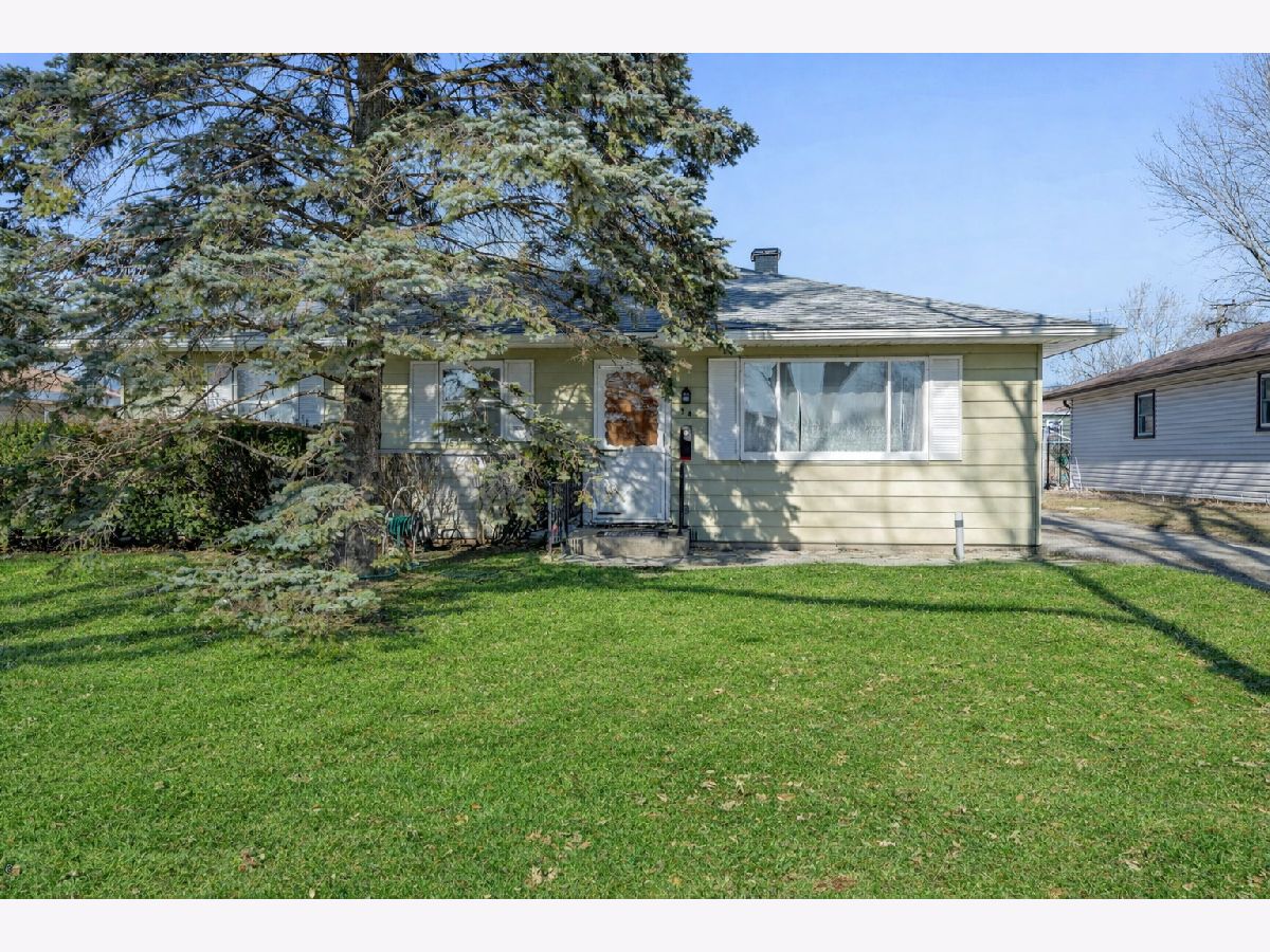  For Sale Carpentersville Illinois, 34 Golfview Lane