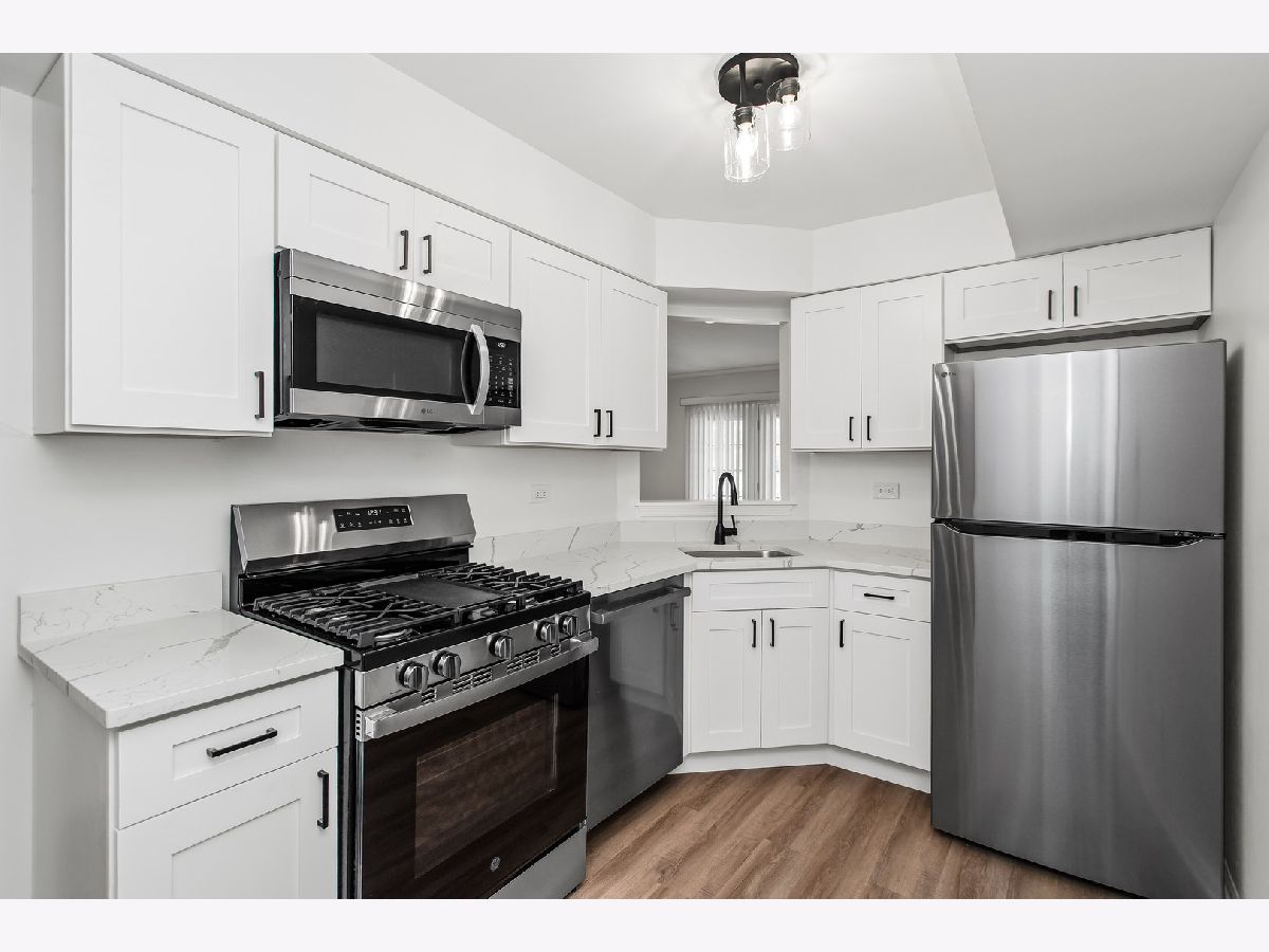  For Rent Glenview Illinois, 4252 Central