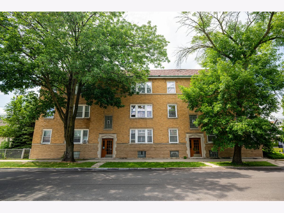  Rented Chicago Illinois, 4414 Lavergne