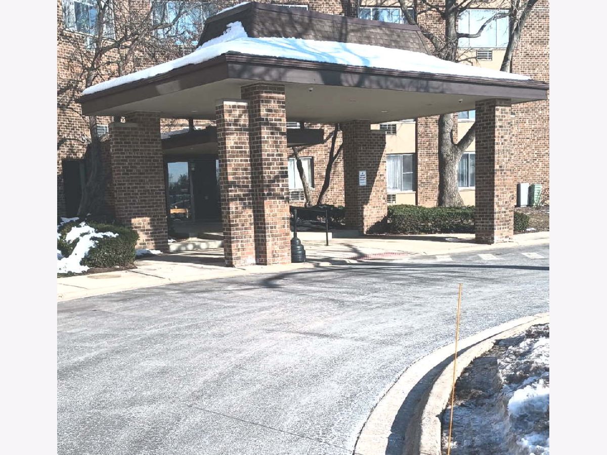  For Sale Hoffman Estates Illinois, 1880 Bonnie Lane