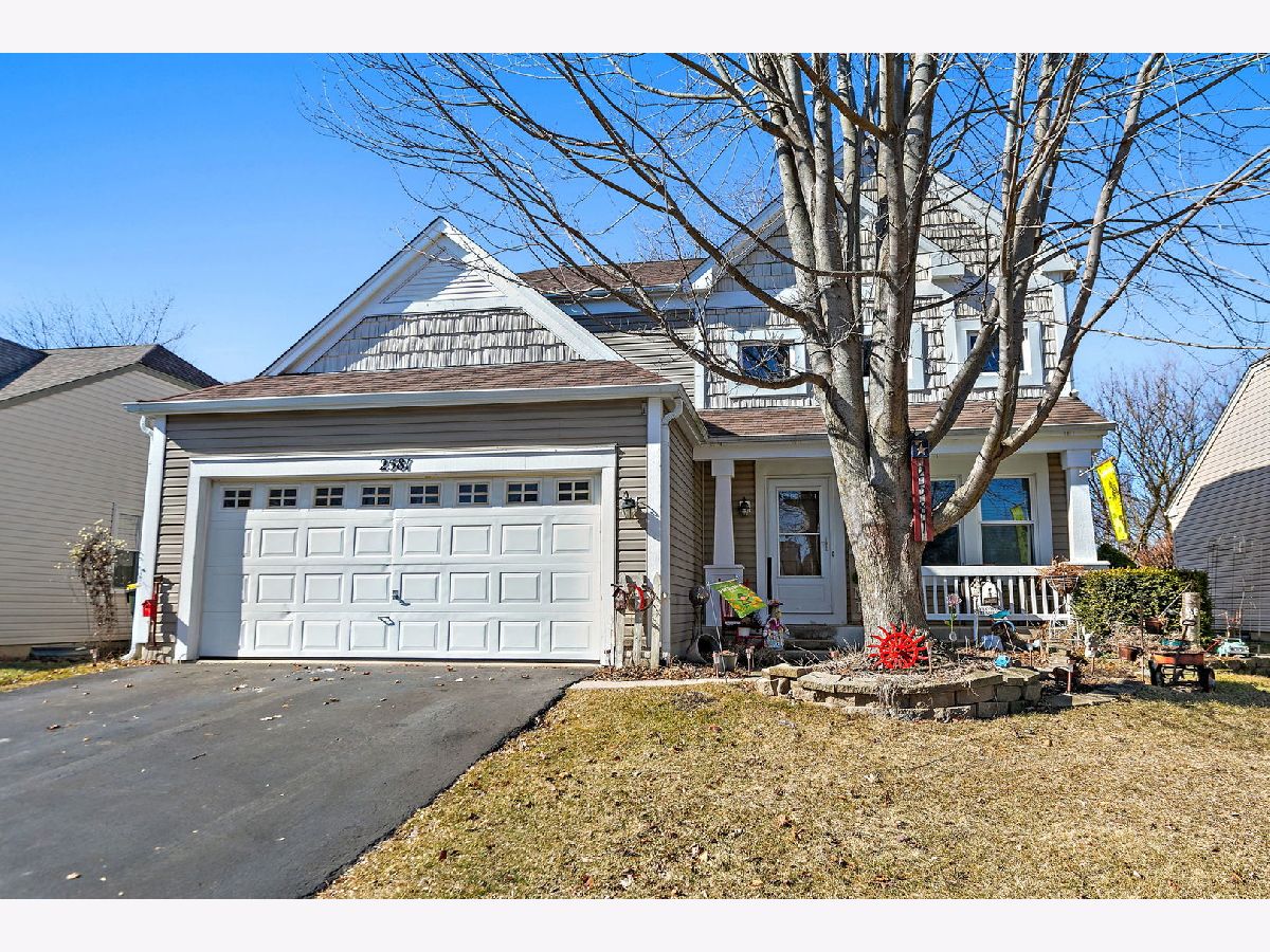  For Sale Lake In The Hills Illinois, 2581 Stanton Circle