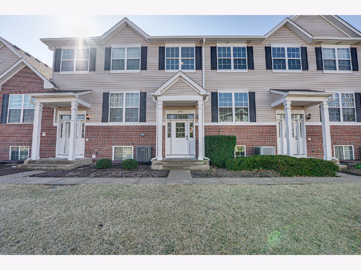  For Rent Yorkville Illinois, 3783 Bailey