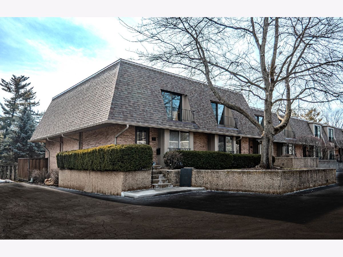 Condos & Townhomes For Sale Kenston Geneva Illinois