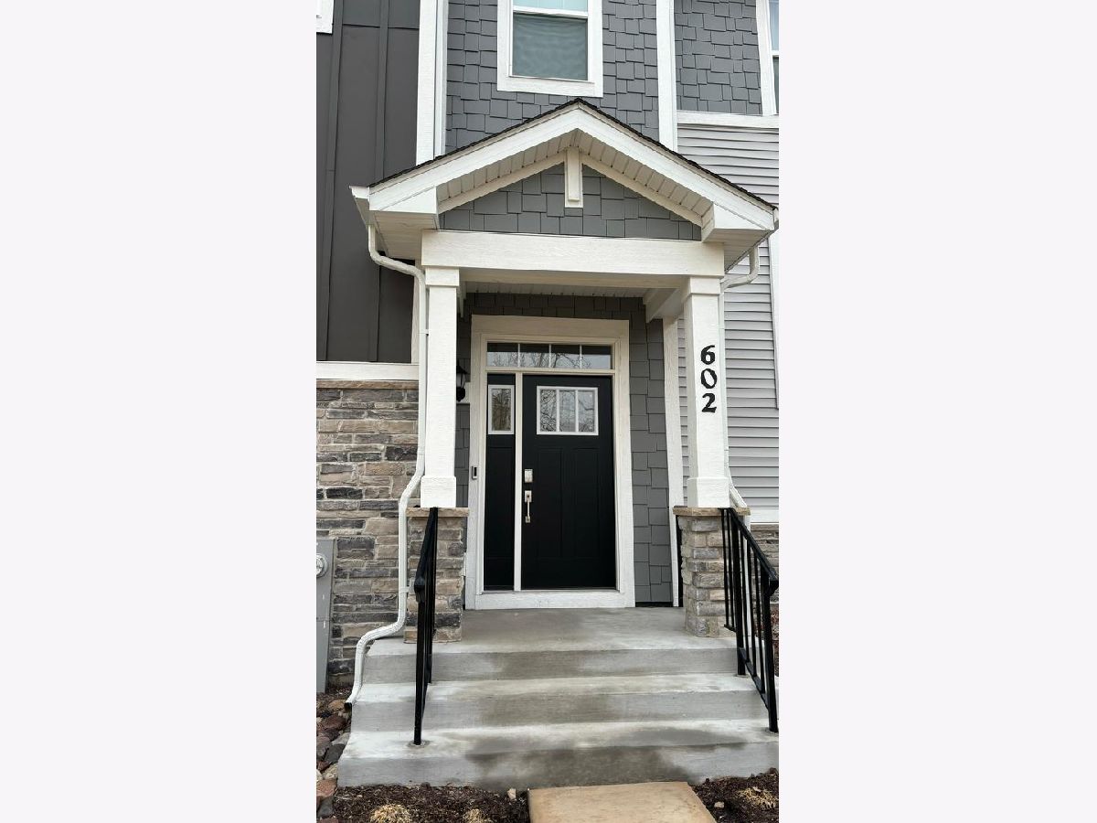 Condos & Townhomes For Rent Liberty Meadows Aurora Illinois, 602 Wolverine