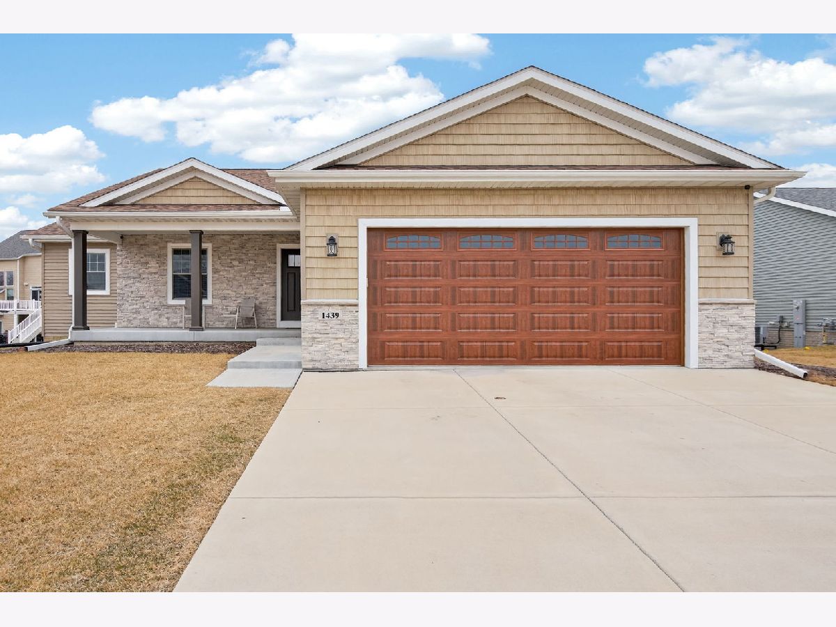 For Sale Davenport Iowa, 1439 Rhinelander Drive