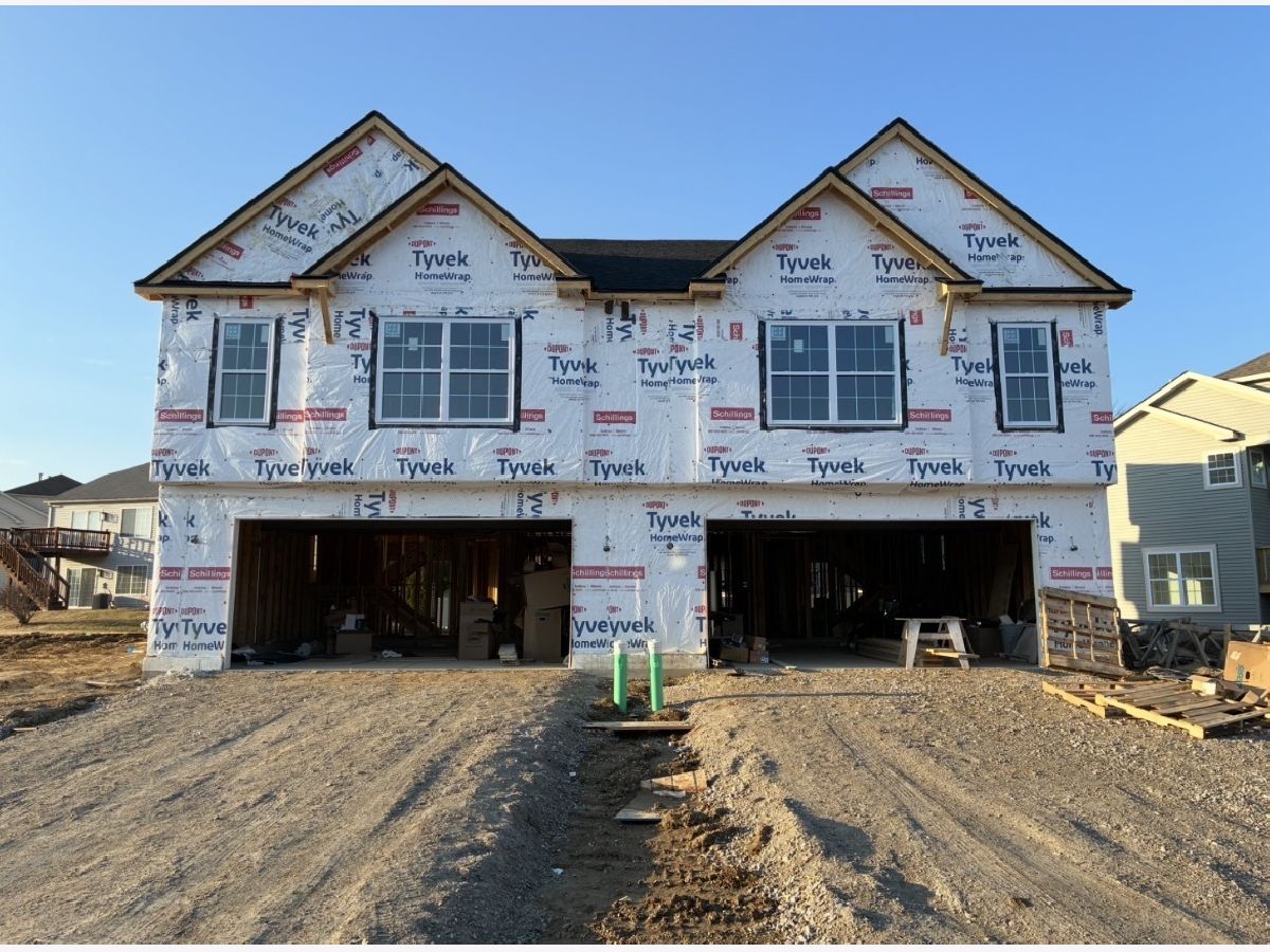  For Sale Joliet Illinois, 931 Saddle Ridge Drive