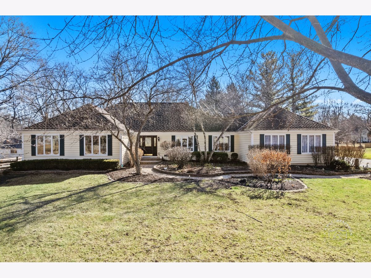 For Sale Wayne Illinois, 32W225 Pratt Road
