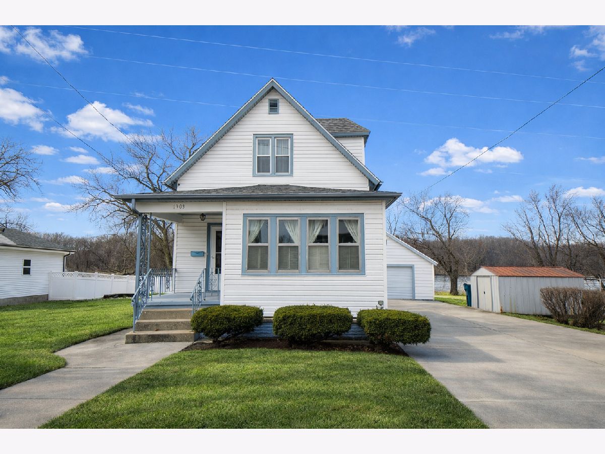  For Sale Dixon Illinois, 1903 First Street