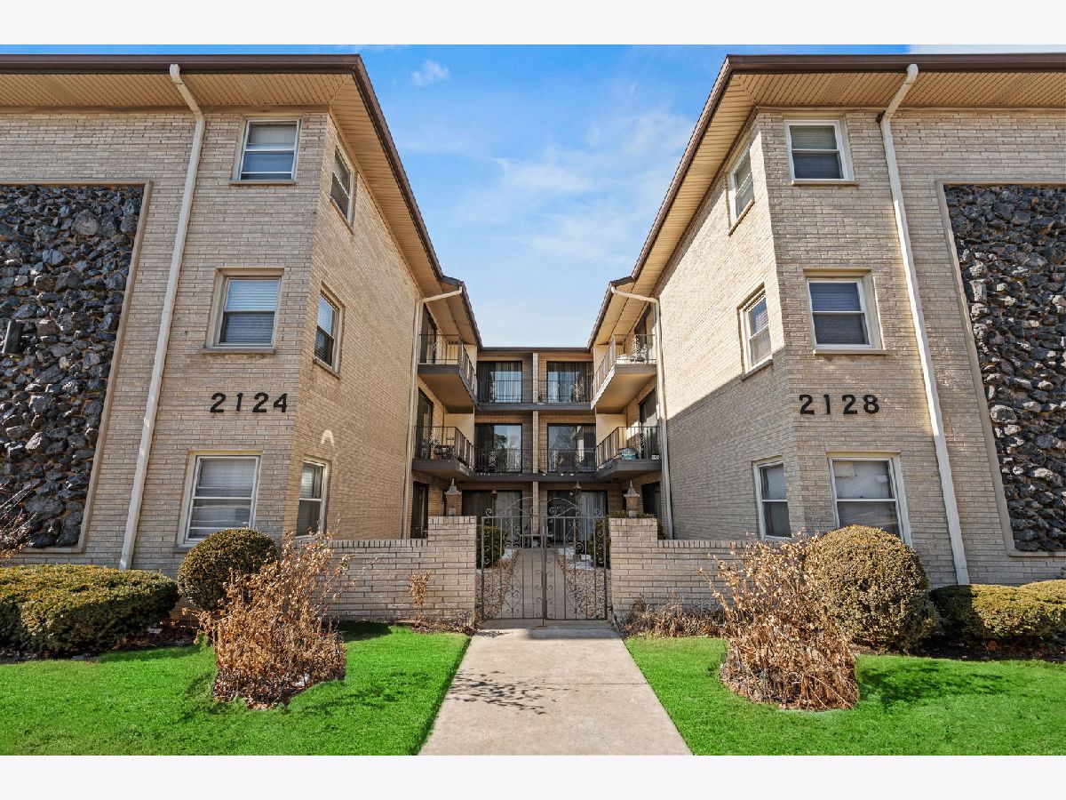  For Rent Elmwood Park Illinois, 2124 Harlem