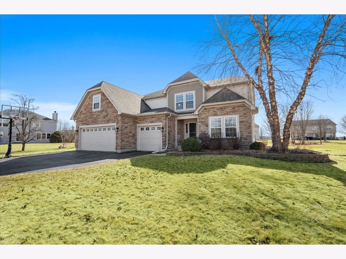  For Sale North Aurora Illinois, 2518 Imgrund Road