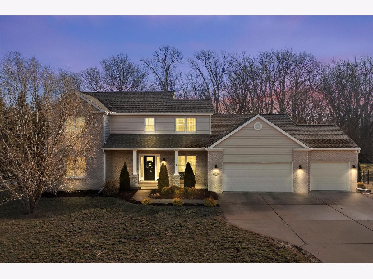  For Sale Mahomet Illinois, 102 Fox Run Drive