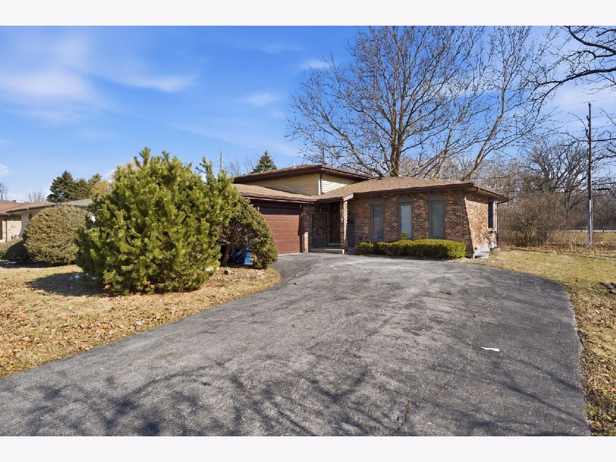  For Sale Matteson Illinois, 831 Violet Lane