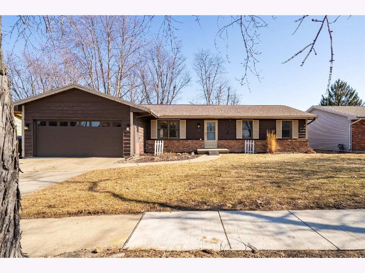 Homes & Condos & Townhomes For Sale University Estates Normal Illinois, 112 Cottage Avenue