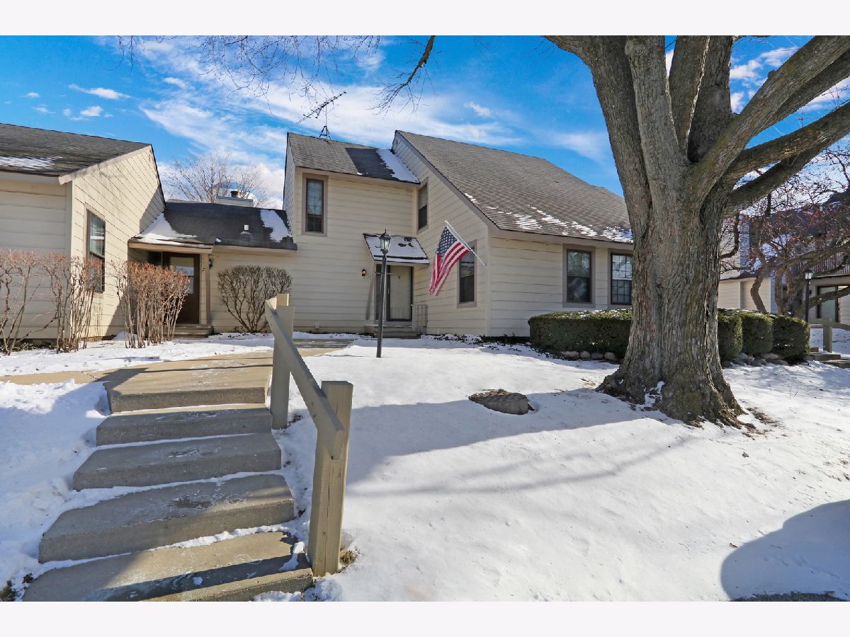  For Sale Gurnee Illinois, 705 Colby Court