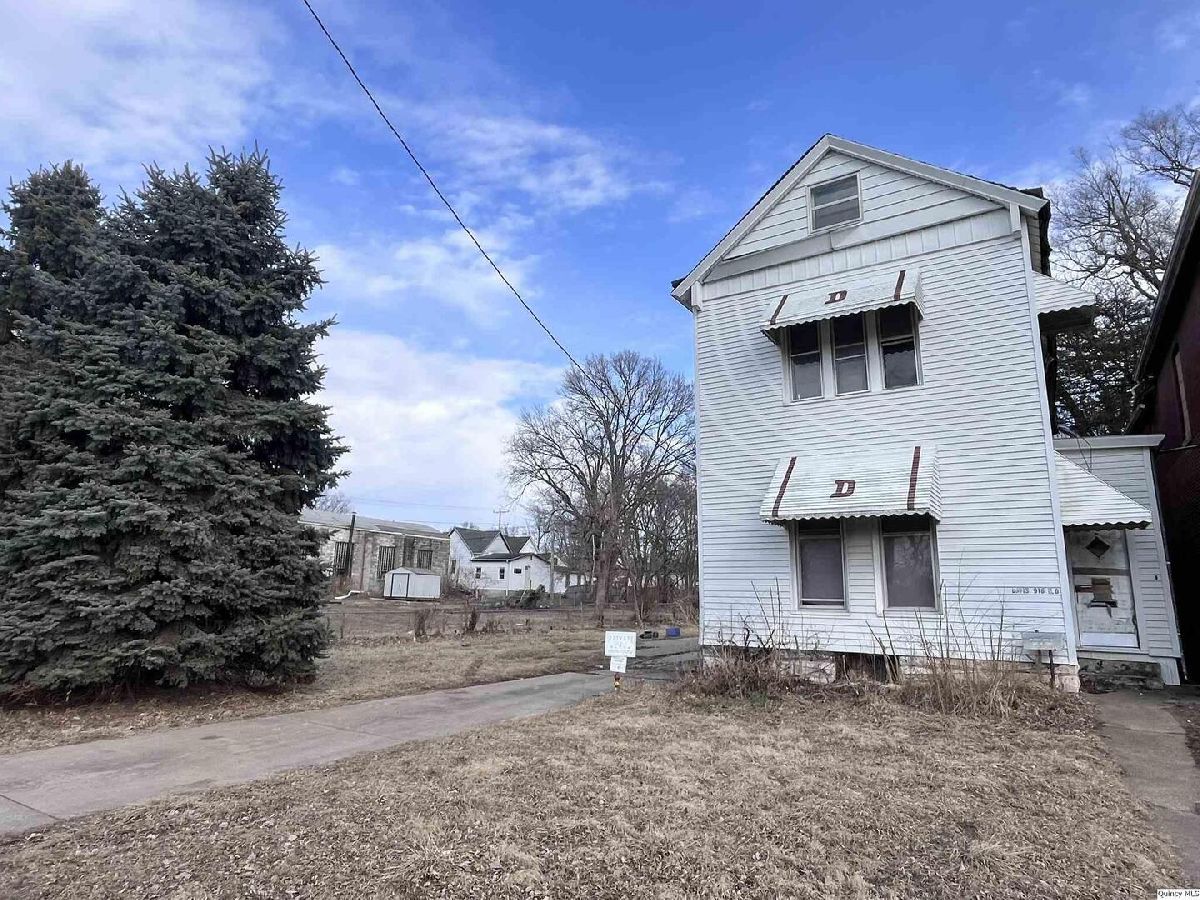  For Sale Quincy Illinois, 916 & 922 8th St.