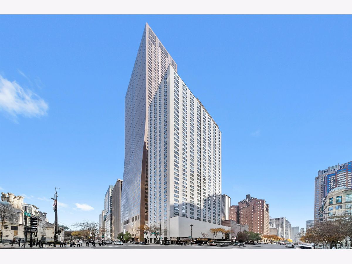  For Sale Chicago Illinois, 777 Michigan Avenue