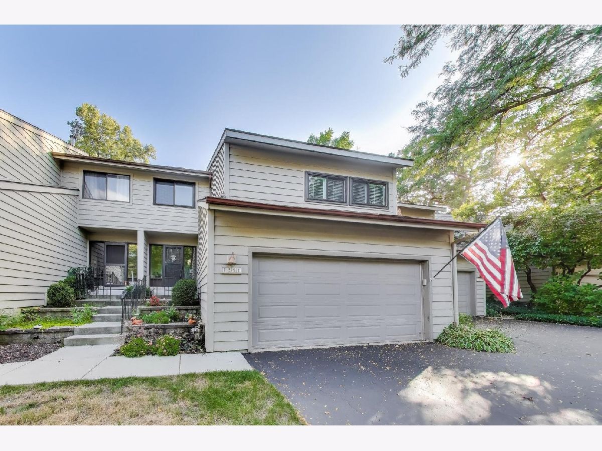  Sold Geneva Illinois, 1551 Kirkwood