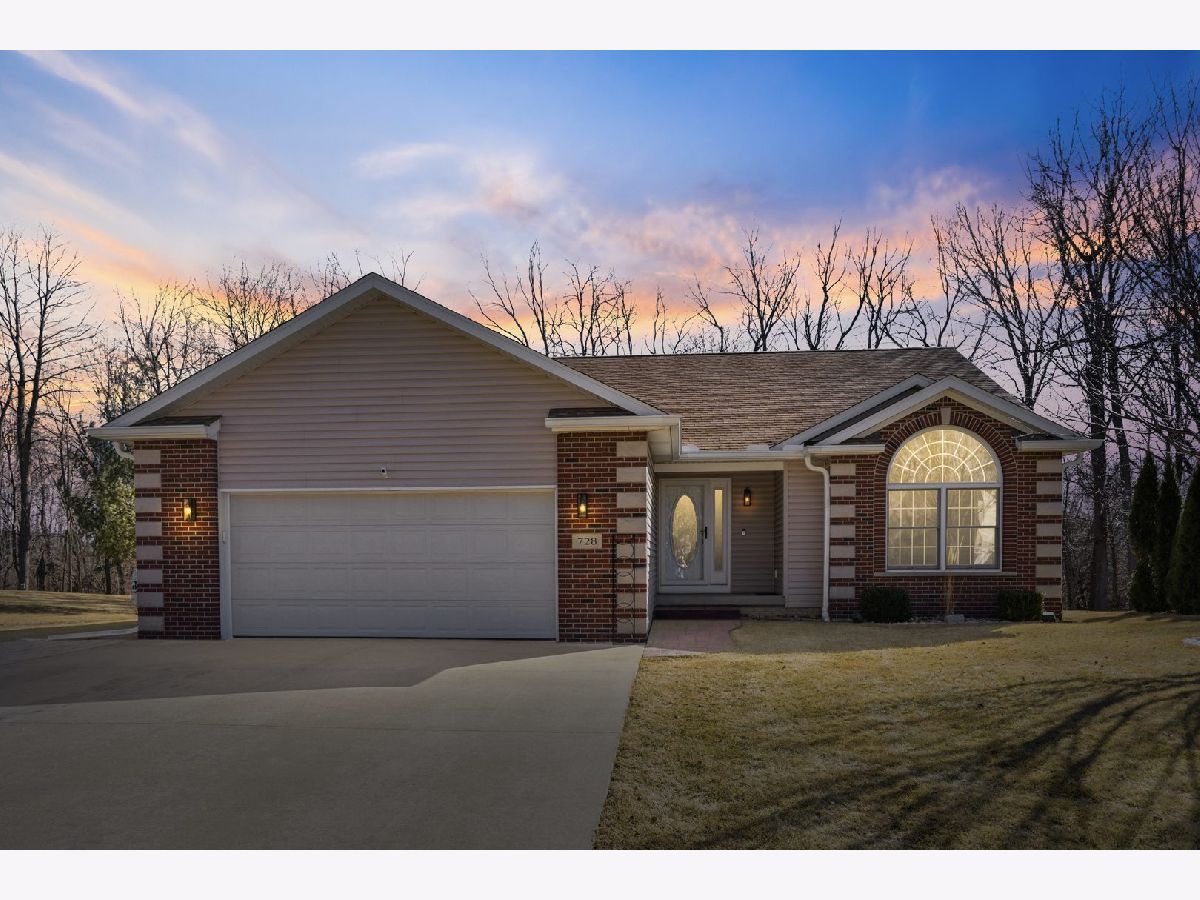  Sold Hampton Illinois, 728 10th Avenue