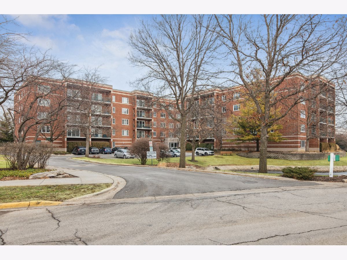  For Sale Chicago Illinois, 5225 Riversedge Terrace